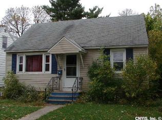 108 Edgeware Rd, Syracuse, NY 13208