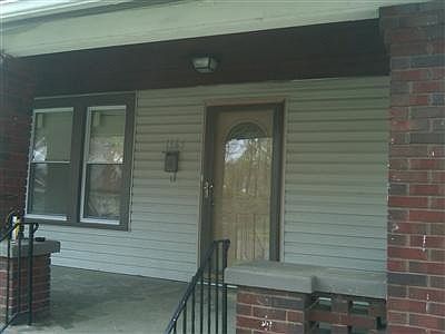 2nd image of 1965 Parkhill Dr
