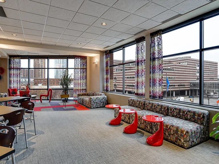 Laurel Village Apartments — Photo 37