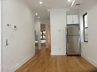 Rented by Rennit Inc.