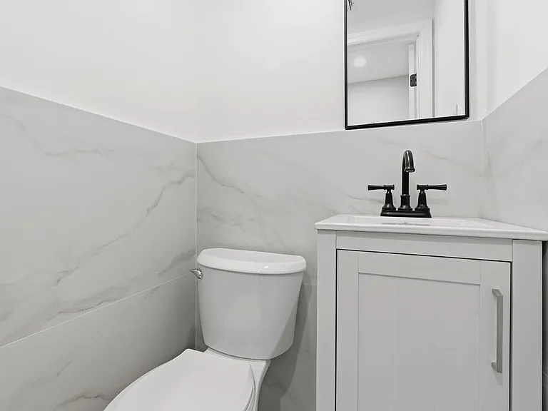 452 Montauk Hwy — Photo 10
