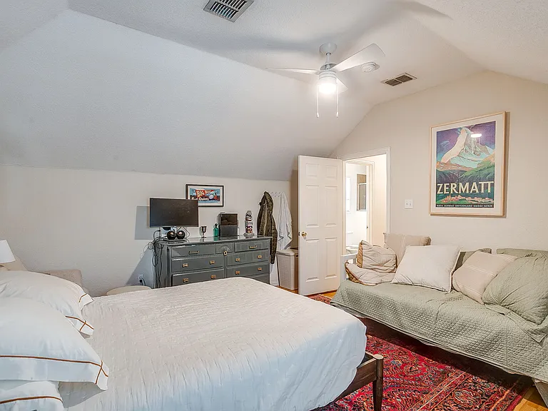 3200 Lubbock Ave — Photo 16