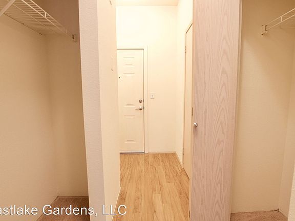 3rd image of 3230 Eastlake Ave E APT 204