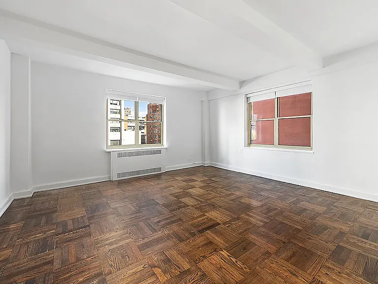 300 E 57th St #9G — Photo 2