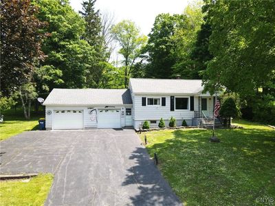 8767 Cazenovia Rd, Manlius, NY, 13104