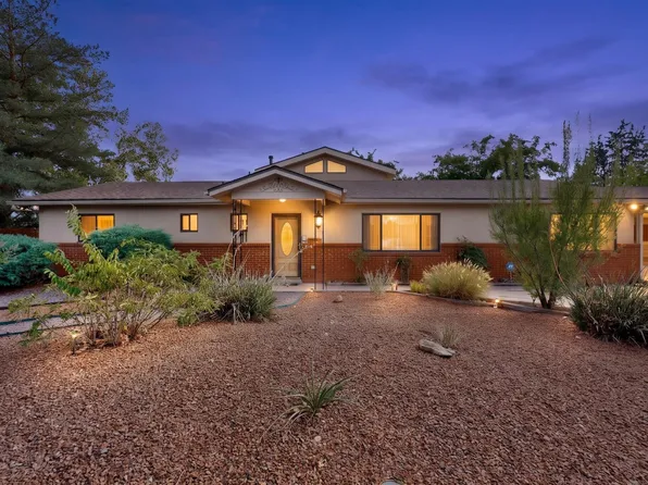 3804 33rd Cir SE, Rio Rancho, NM 87124