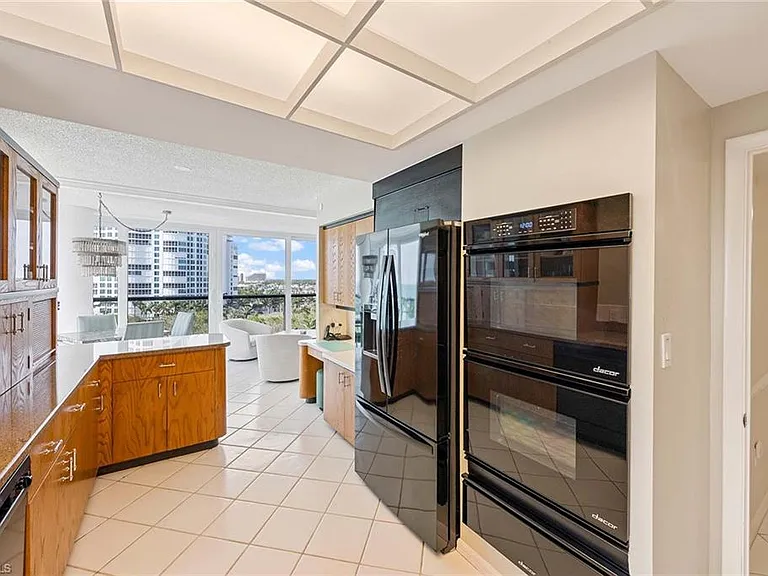 4031 Gulf Shore Blvd N #10C — Photo 23