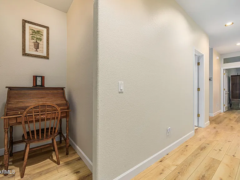 6618 W Honeysuckle Dr — Photo 12