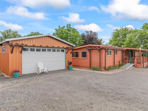 2088 SE Rose Ln, Prineville, OR 97754