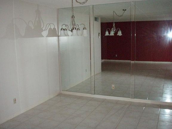 5th image of 109 Paradise Harbour Blvd APT 302