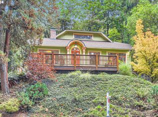 1925 SW Broadway Dr, Portland, OR 97201