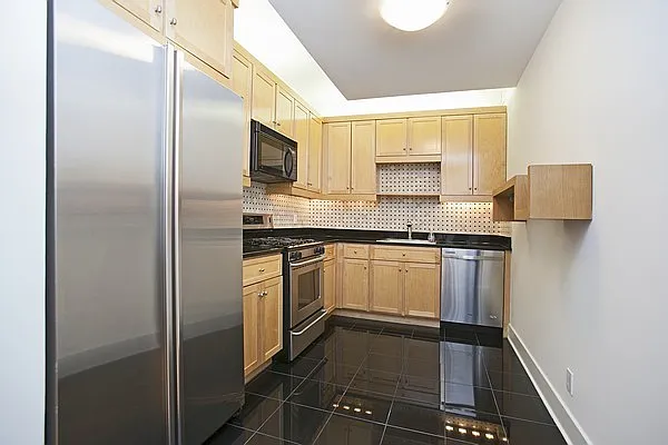 Rented by Kleier Residential | media 2