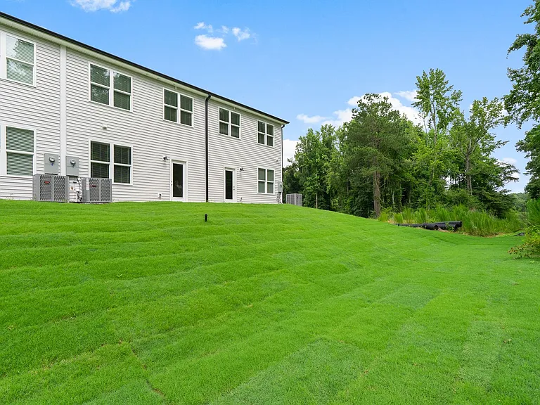 324 W Saltgrass Ln — Photo 16