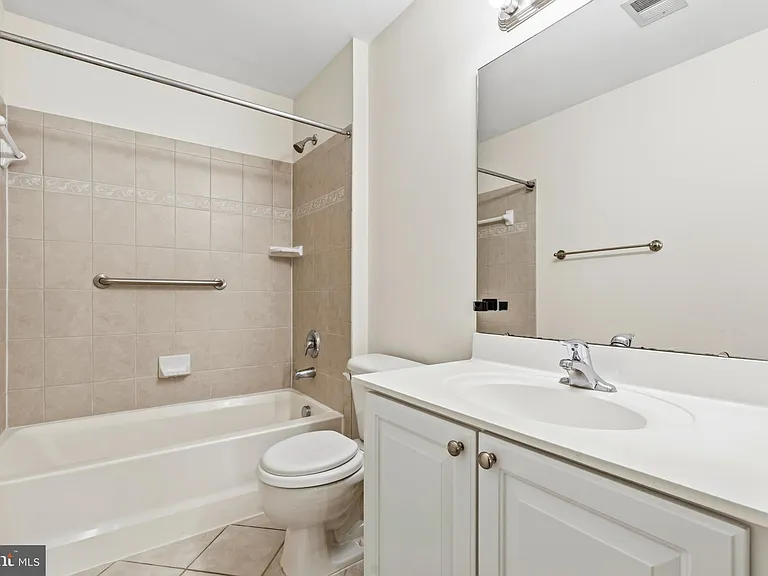 2440 Five Fathom Cir — Photo 20