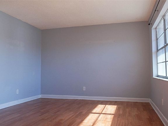 3rd image of 9213 W Tudor Dr #B103