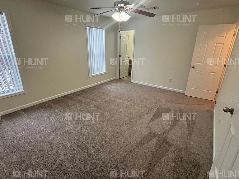 31 Lancaster Ave — Photo 14