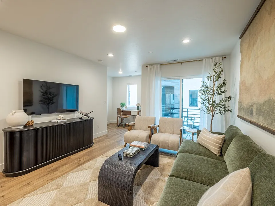 1590 S 900 W #3-ID1594023P