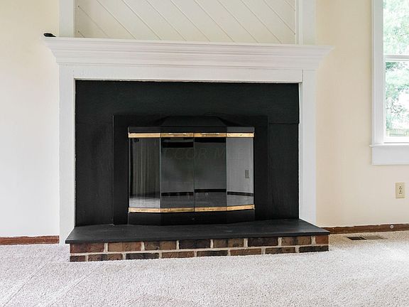 4th image of 8645 Sill Ct