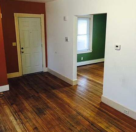 2nd image of 271 Narragansett St