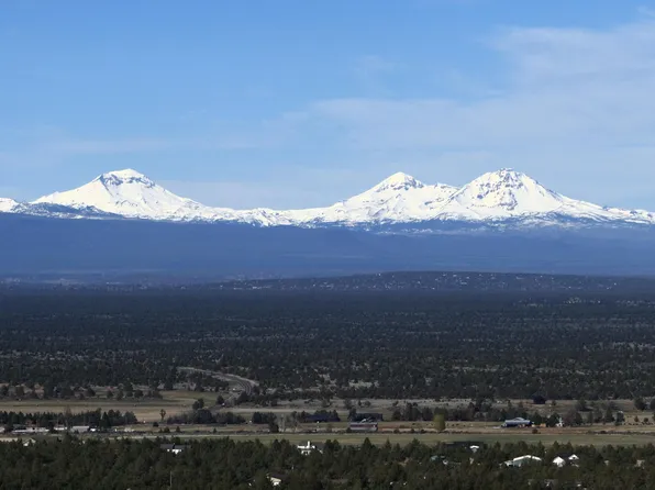 13486 SW Meadowlark Ln, Powell Butte, OR 97753