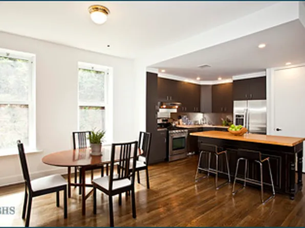 17 Cornelia Street image 1 of 4