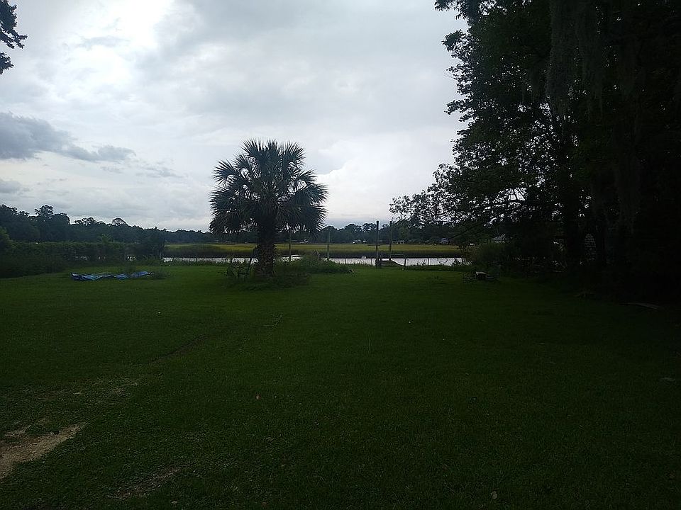 1st image of 2644 Clyde Dr