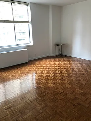 Rented by Keller Williams NYC | media 23