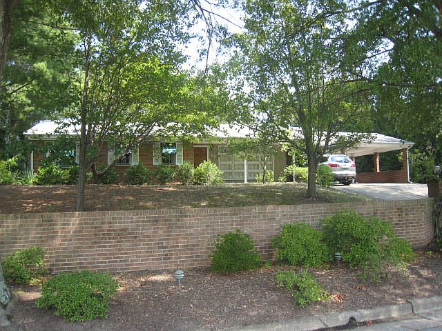 1st image of 440 Rosemary Ln