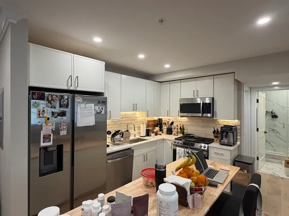 9 Everett St #1, Allston, MA 02134