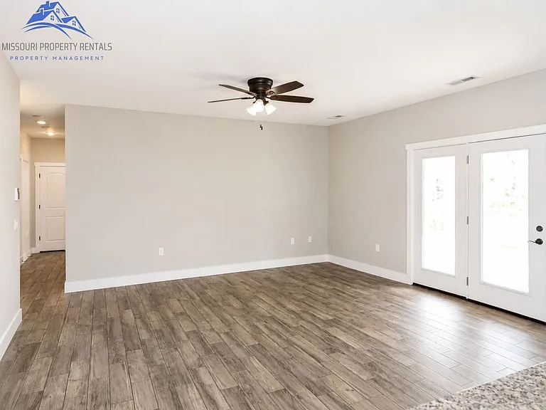 143 Sapling Dr — Photo 4