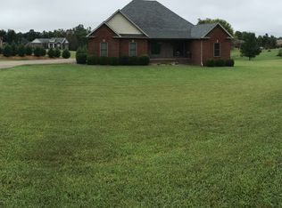 3941 Saint John Rd, Elizabethtown, KY 42701