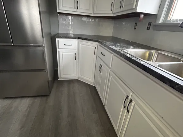 3277 Greenwood Ave, Scranton, PA 18505