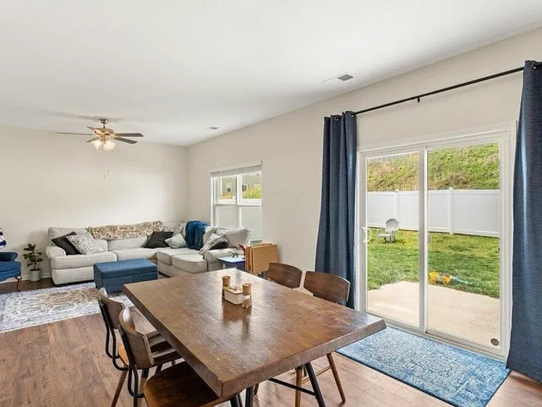 2479 Stream View Ln — Photo 3