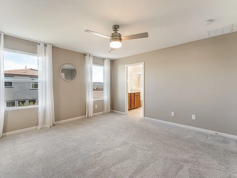 4327 W Gary Ave — Photo 19