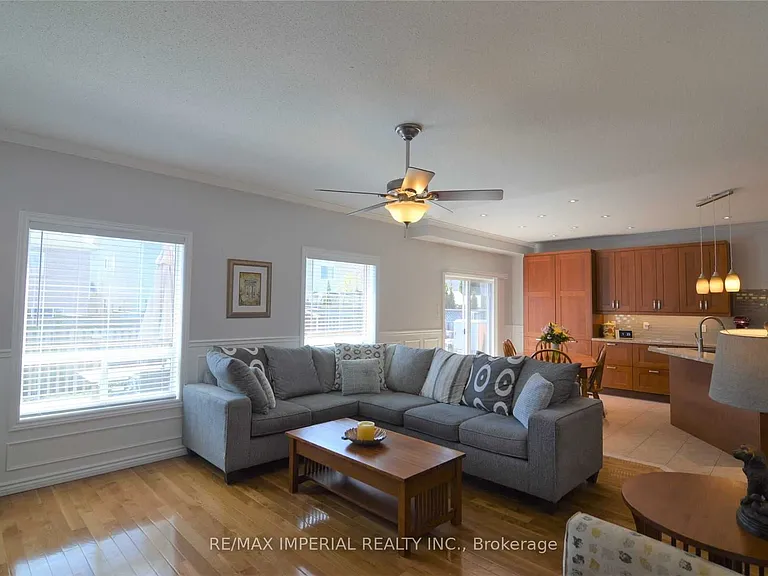 1599 Coldstream Dr — Photo 3
