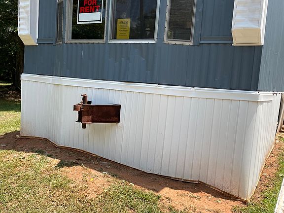 Front of newly painted MH