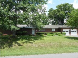 157 S Mission Ridge Dr, Rossville, GA 30741