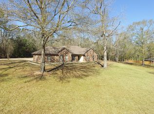 235 Hubert Ln, Livingston, TX 77351
