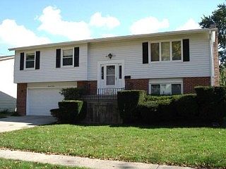 1st image of 1105 S Oakwood Dr