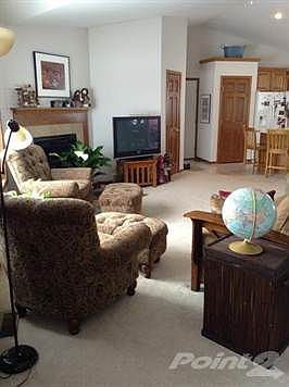 720W16thLivingRoom