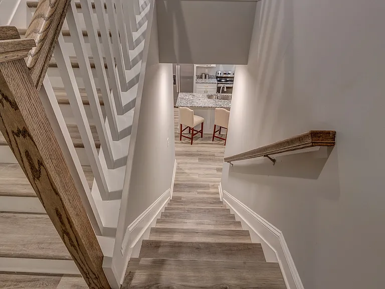 301 Copperfield Way — Photo 37
