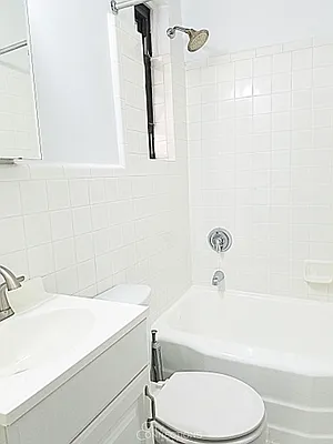 Rented by City Connections Realty | media 30