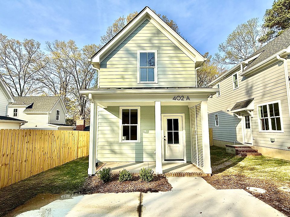 1st image of 402A Chamberlin Ave
