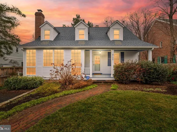 5124 Newport Ave, Bethesda, MD 20816