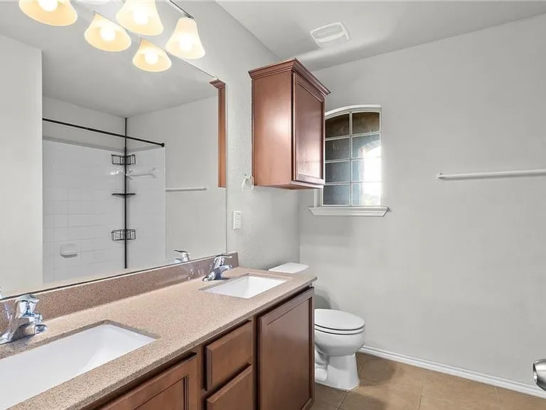 6708 George Cv — Photo 17