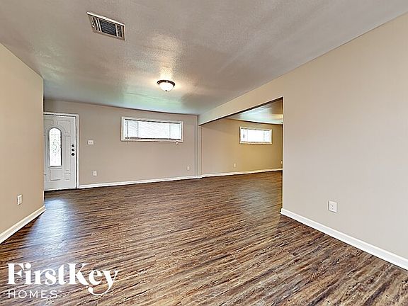 2nd image of 606 Arion Ln