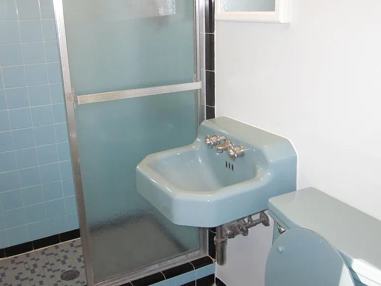 1104 Desale St SW — Photo 29
