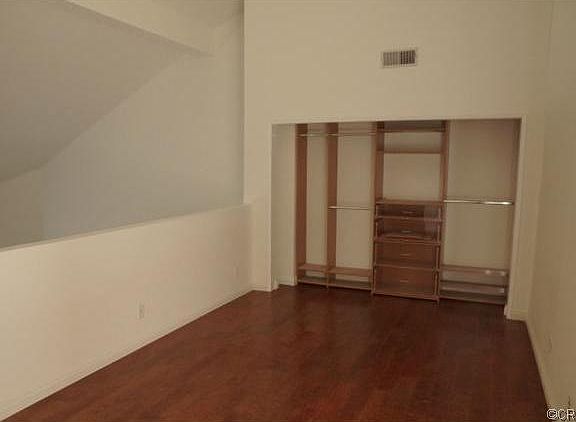 4th image of 1021 N Crescent Heights Blvd APT 302