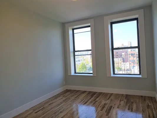 Rented by The Hamilton Group | media 14