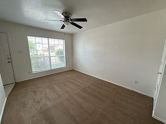 4th image of 4504 Deek Dr APT C